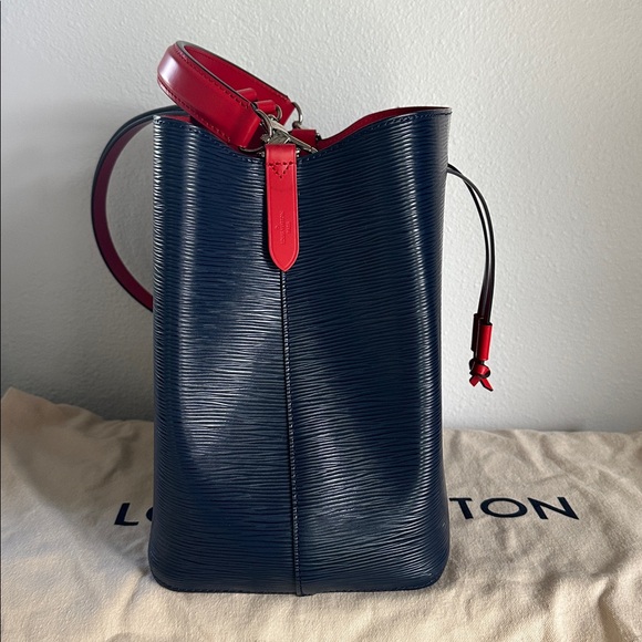 Louis Vuitton NeoNoe Epi Bucket bag - Picture 5 of 9